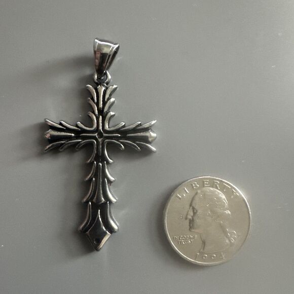 Stainless Steel Cross Pendant 24 Inch Chain Viking Vintage Look Gift Unisex - Picture 2 of 6